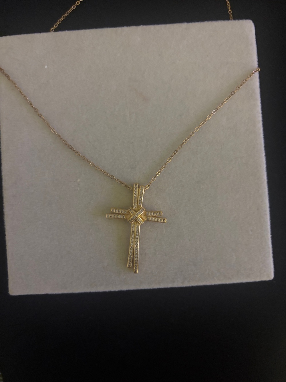 20” Gold Cross Pendant Necklace - Elegant Women's Jewelry